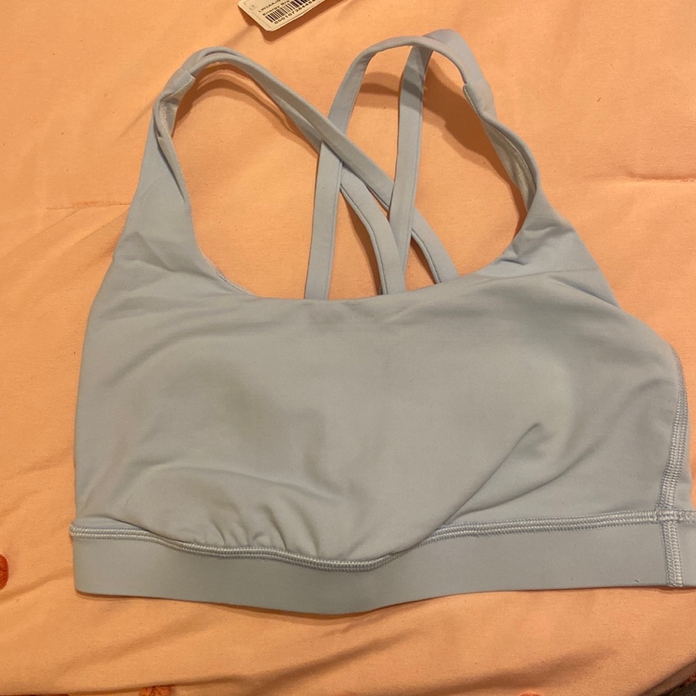 NWOT Lululemon Energy Bra size 4